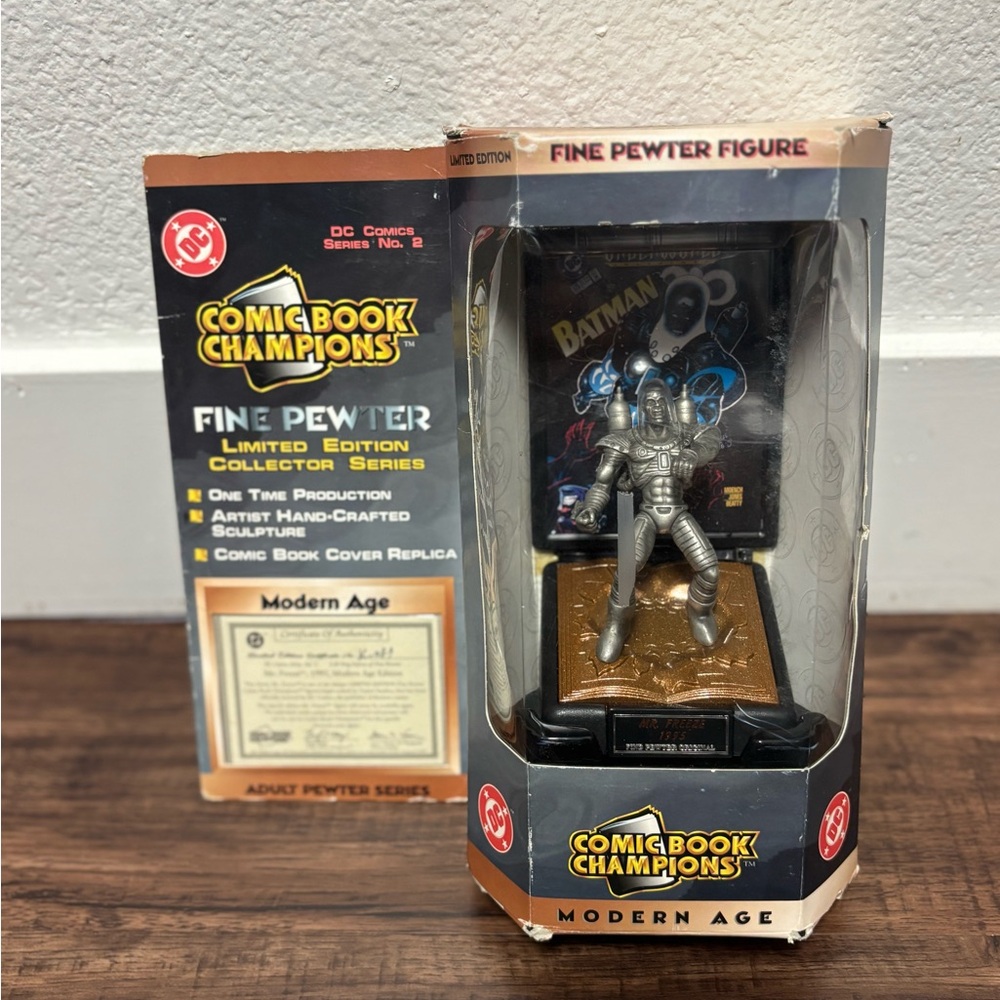 DC Comic Book Champions Modern Age batman MR FREEZE 1995 Fine Pewter Figure